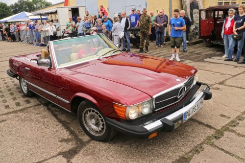 Blaulichttage 2025, Modenschau, Mercedes